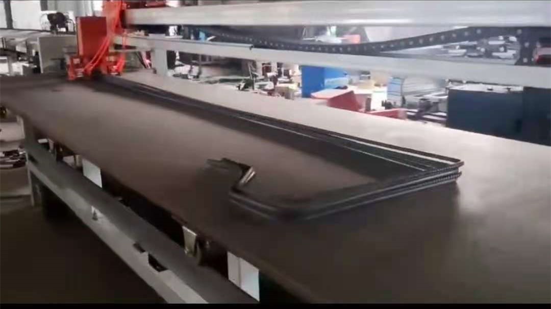 智能鋼筋剪切彎曲機(jī)器人